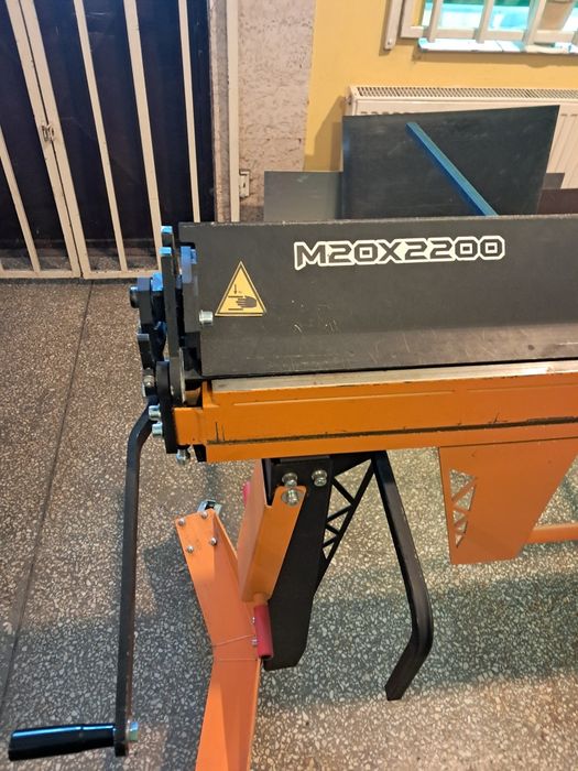 Zaginarka/Giętarka do blachy OLMET