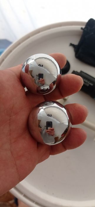 Vendo duas Zen balls em inox novas