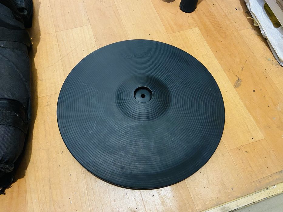 Тригери, педи Roland RT-30K, CY15R, KD-8, Тарілки Hart Dynamics