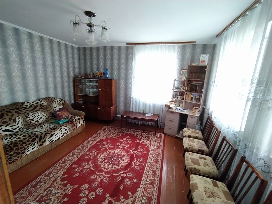Окремий будинок в місті , 13сот.землі  р-н Богунія. Біля кар'єру.