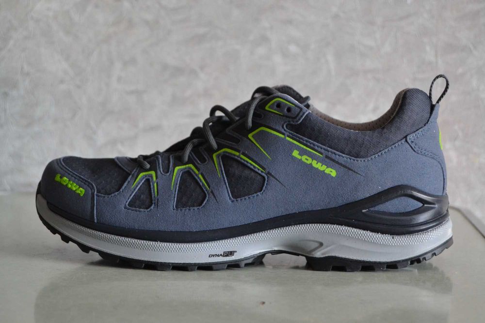 Треккинговые ботинки кроссовки Lowa  ОРИГИНАЛ