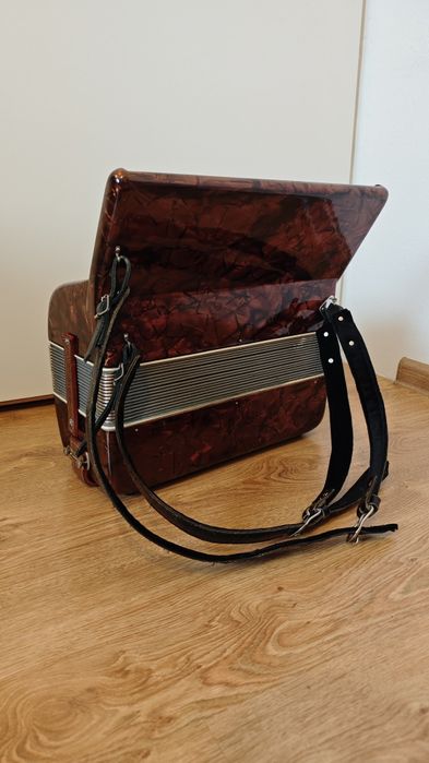 Akordeon Royal Standard Favorit 80 Musette
