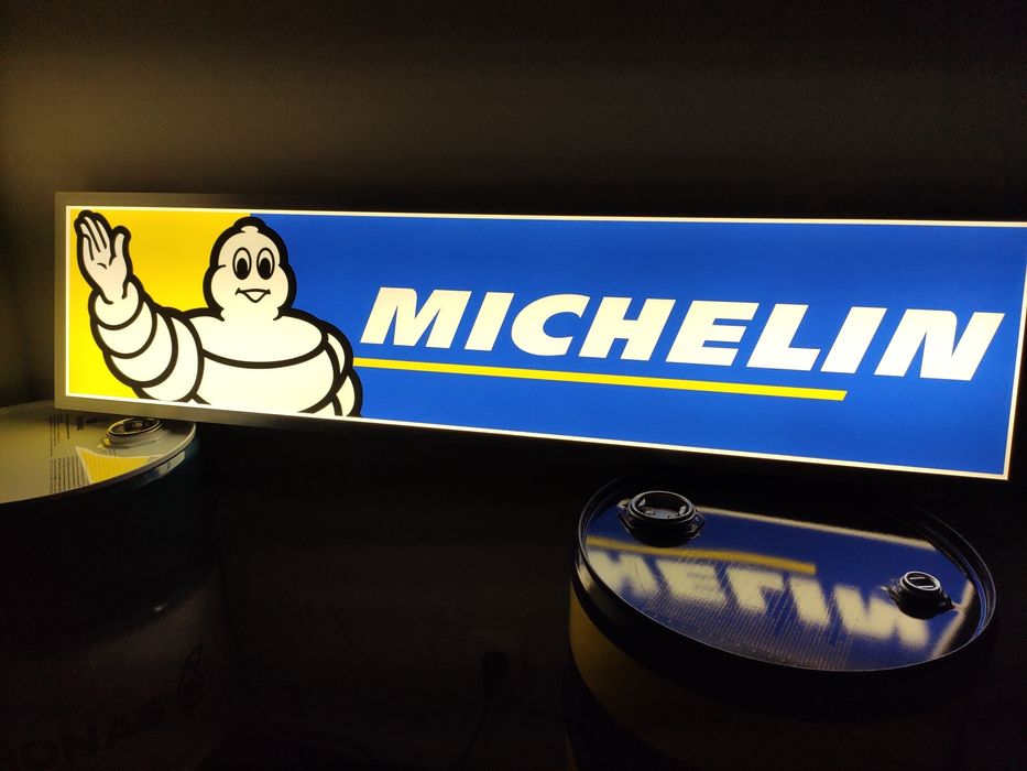 Reclame Luminoso Castrol/Pirelli/Porsche