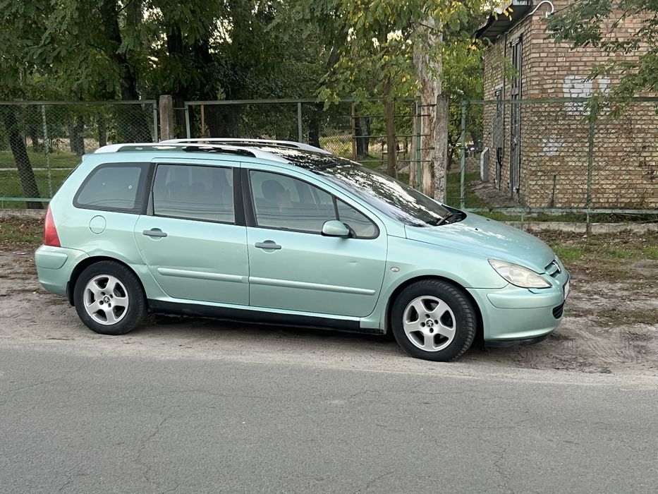 PEUGEOT 307