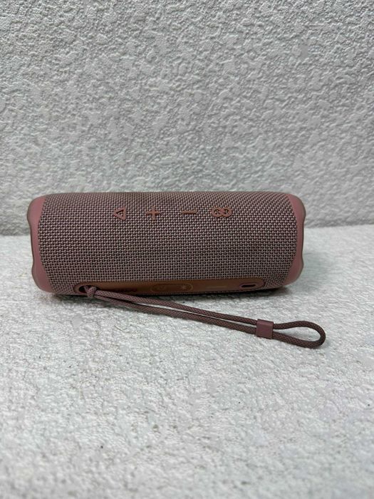 Продам Bluetooth колонку JBL Flip 6