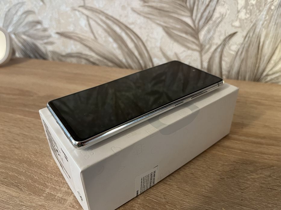 продам Samsung S20fe 128gb