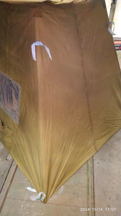 Зимняя палатка для рыбалки