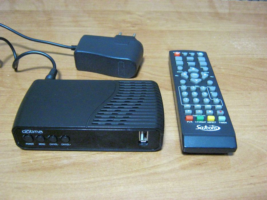 Цифровой DVB T2 тюнер