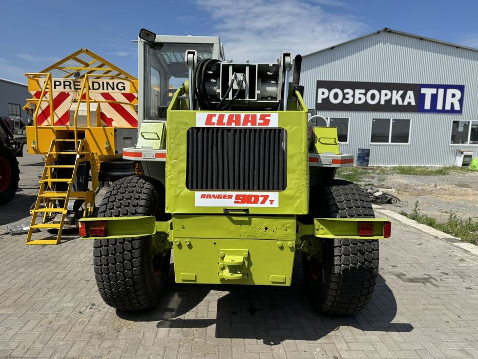 Навантажувач claas Ranger 907