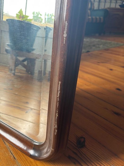 Espelho com moldura em Madeira/Plástico