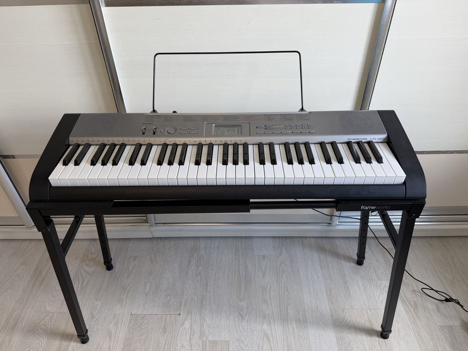 Синтезатор Casio LK-120 !!! Крута модель! Пианино
