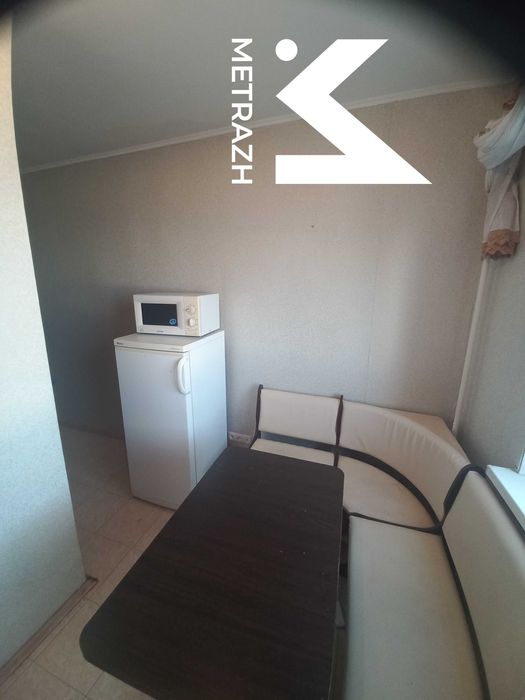 Продам 1 - комнатную квартиру 11/12, Алексеевка, Победы 64 (91249)
