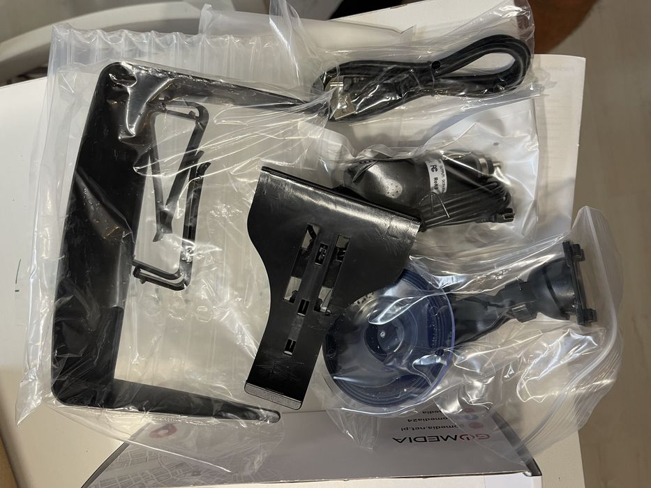 Nawigacja igo Primo Truck.  5 cali. Cała Europa 16gb.