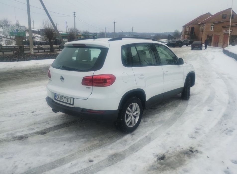 Авто Фольксваген Тігуан 2015 року