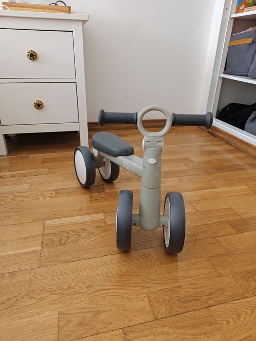 Triciclo olmito Novo