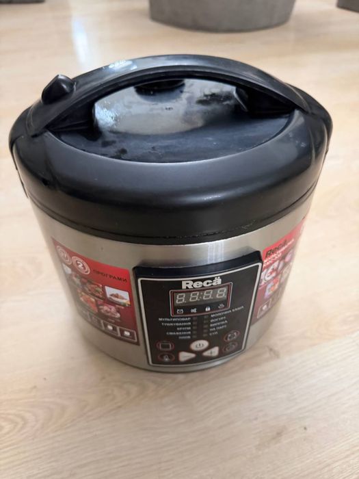 Мультиварка Reca RMC-538, багатофункціональна.