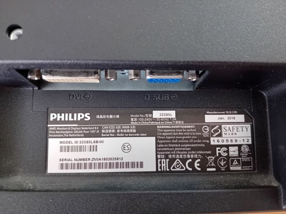 Monitor 21,5 cala