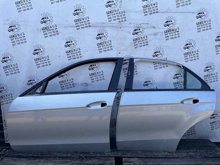 Двері передні задні ліві праві Mercedes W212 колір 775 сірий