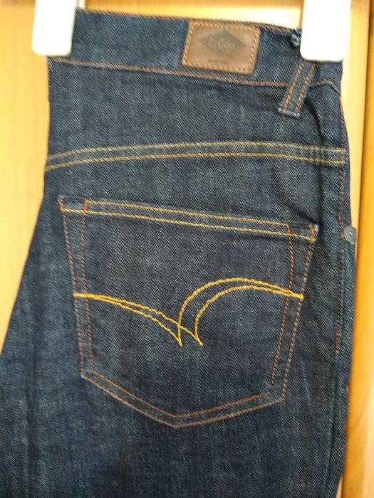 Dżinsy prosta nogawka