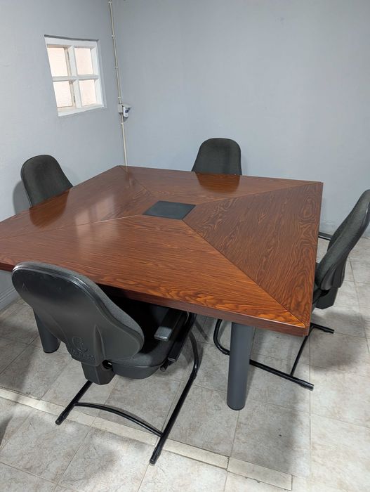 Mesa Reuniões LEVIRA 160cm + 4 Cadeiras | Conjunto Completo