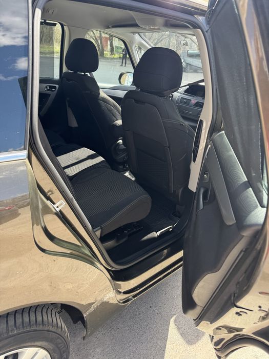 Citroen Picasso c4 1.6 бензин