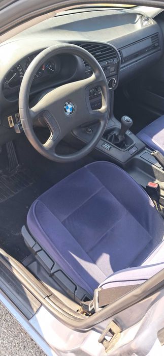 Bmw e36 sedan 320i Original