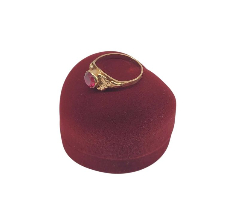 cudowny pierścionek 2,02g 585