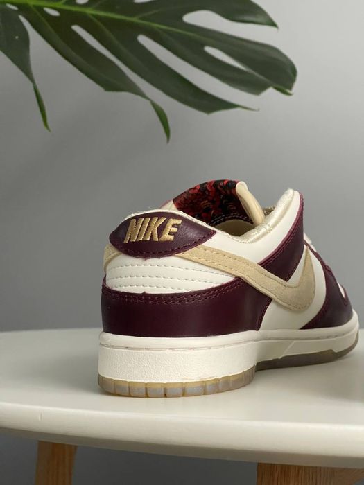 Кросівки жіночі Nike Dunk Low LX Year of the Snake HV5991-171