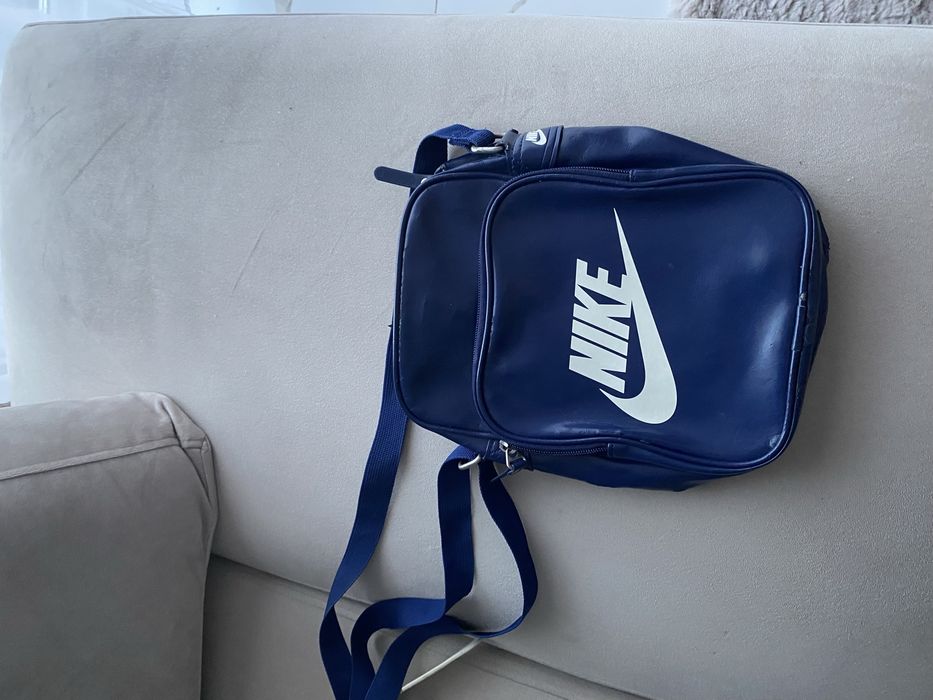 Torebka , nerka, nike guess, bershka, puma