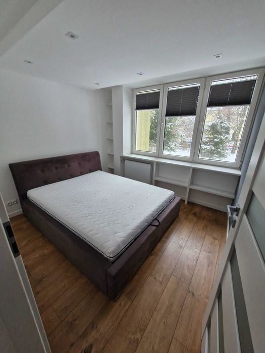Wynajmę 3 pokojowe mieszkanie - Piastów Śląskich