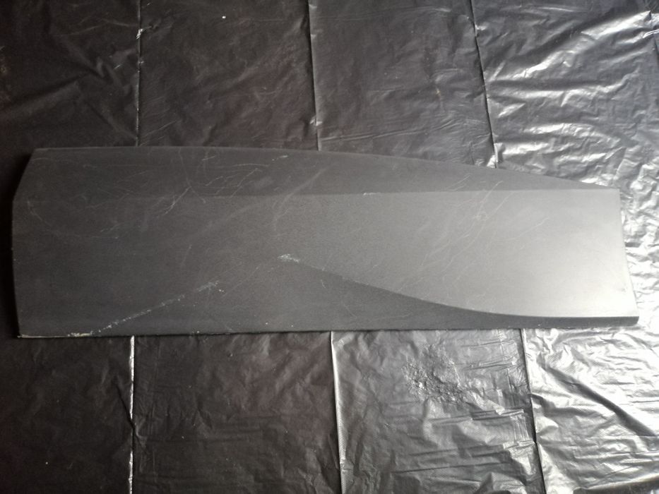 Накладка задньої лівої двері VW ID4