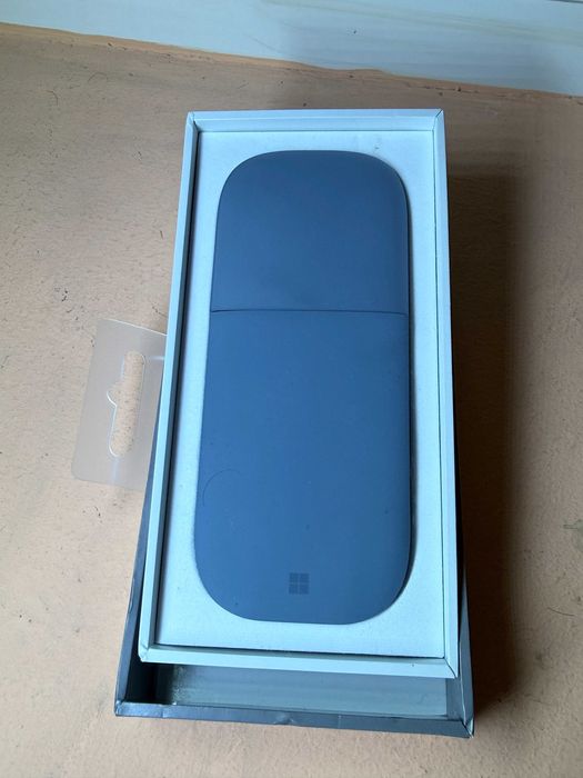 Microsoft Surface Arc Mouse