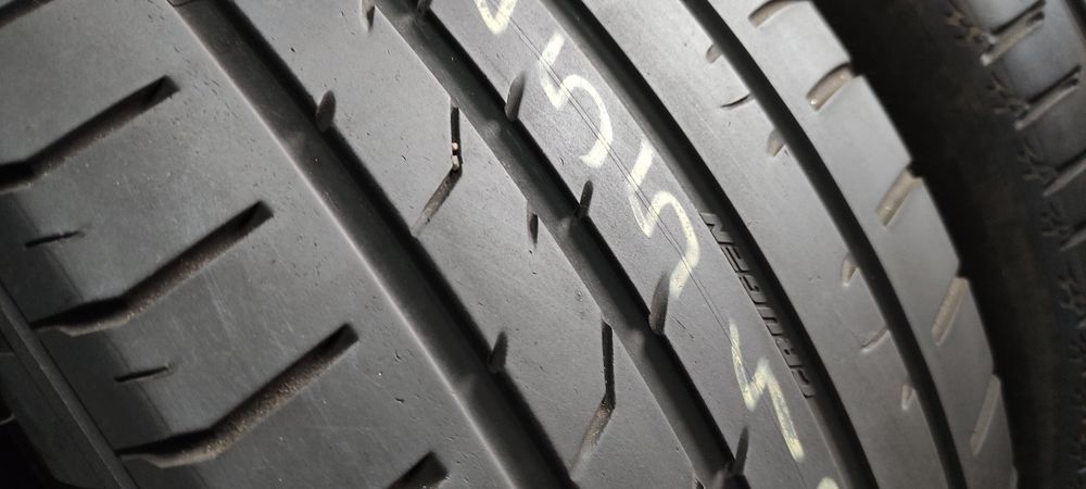 Pneus 255/40/21  semi novos