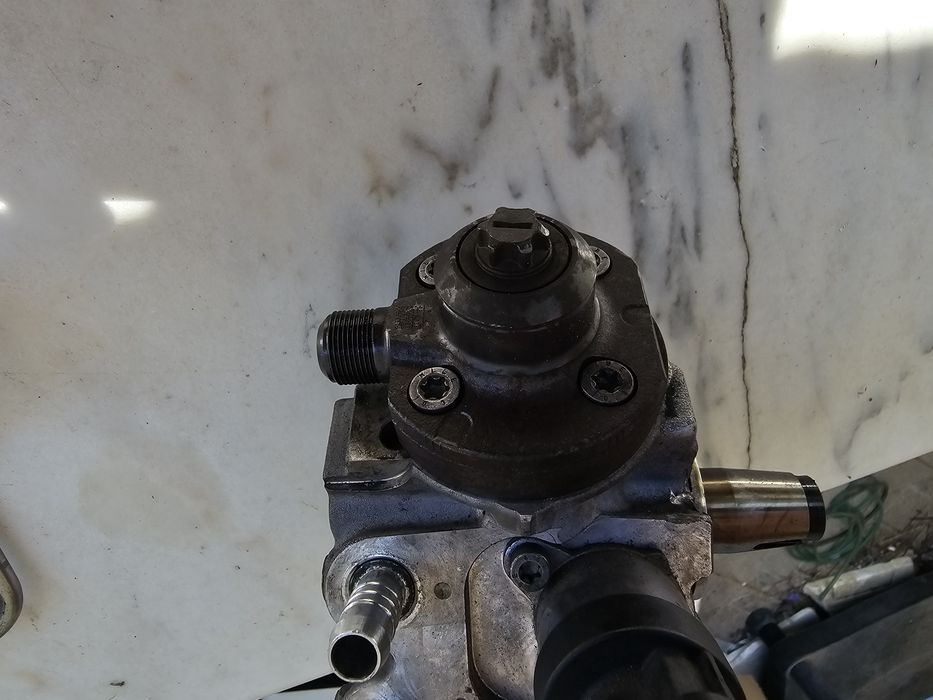Bmw Bosch Bomba Injectora Alta Pressão Bmw 123d Bi-Turbo N47 204cv CP4.1