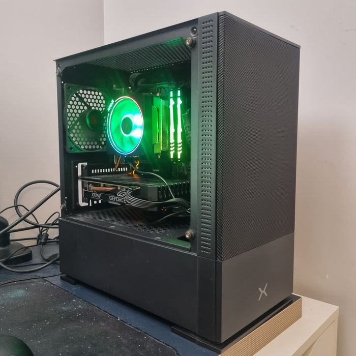 Komputer gamingowy r5 / 1660oc / 16gb / 512gb