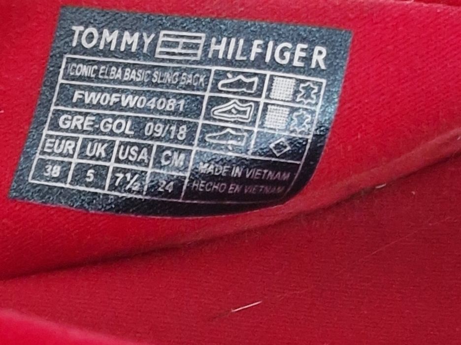 Sandaly na koturnie"Tommy Hilfiger ".