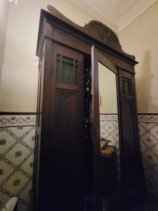 Guarda Roupa Antigo
