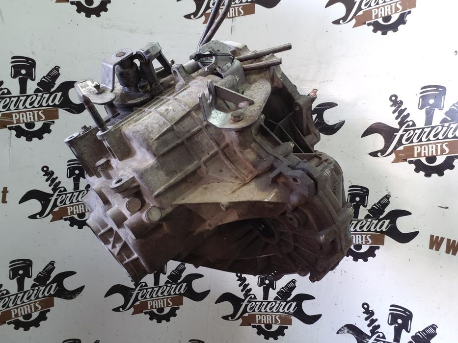 Caixa De Velocidades Mitsubishi Colt Vi Ref: P2500A239 2004 - 2012