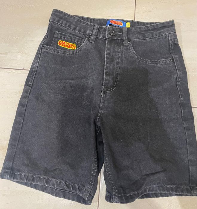 Джинсовые шорты