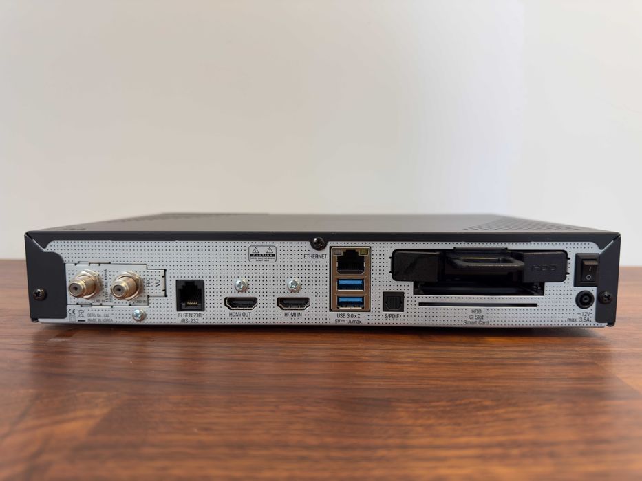 VU+ UNO 4K SE (Dual FBC tuner), 500GB