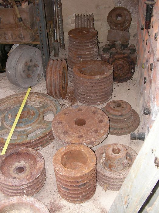 Poli,polia, flange. Bases para motor.