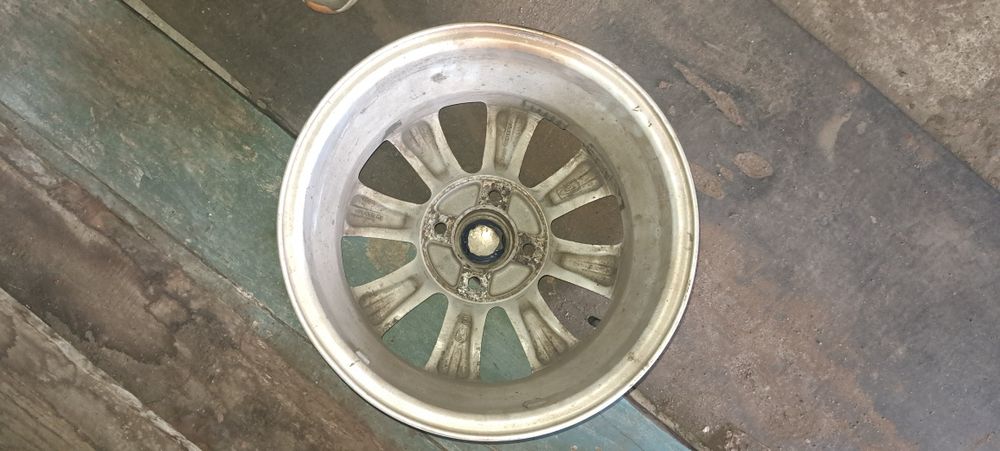 Продам диск R14 4×100