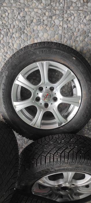 Продам комплект дисків з резиною 5*114.3