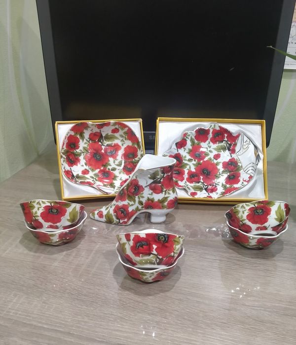 Пиалочки, туфелька ( салфетницы), сухарницы