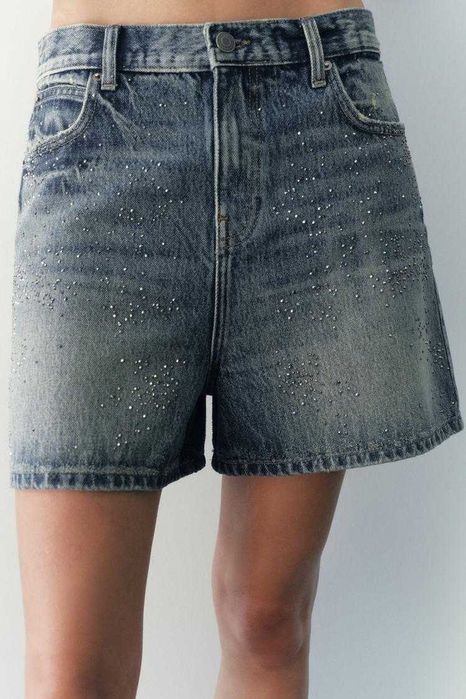 Джинсові шорти бермуди Zara зі стразами