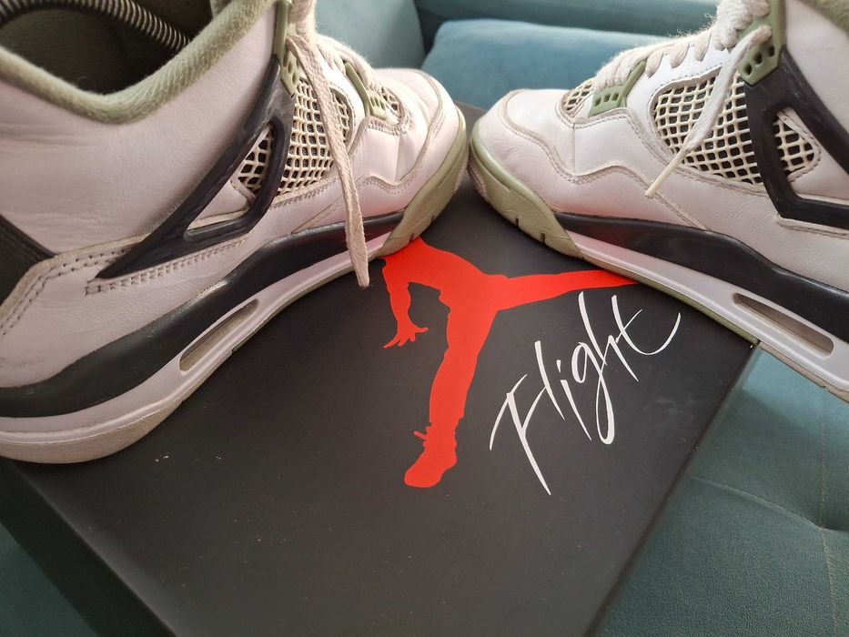 Air Jordan 4 Retro Seafoam (W) - 40,5