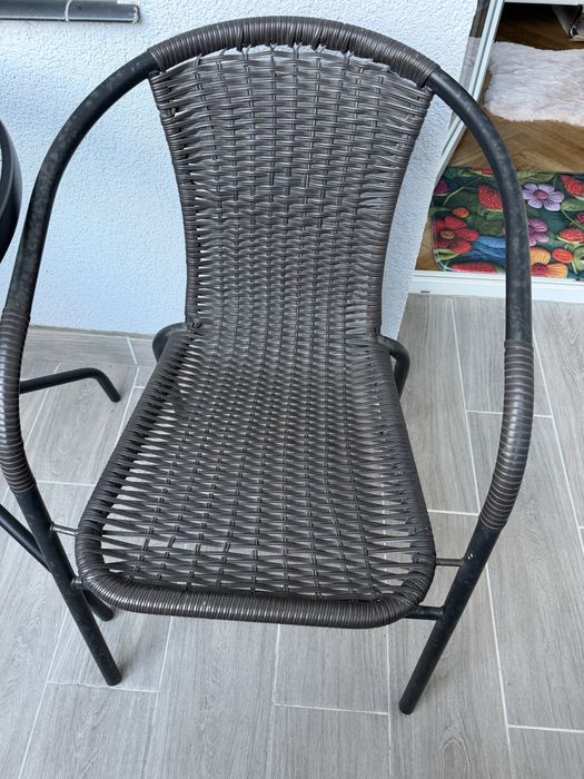 Stół szkło ratan plus 2 krzesła gratis