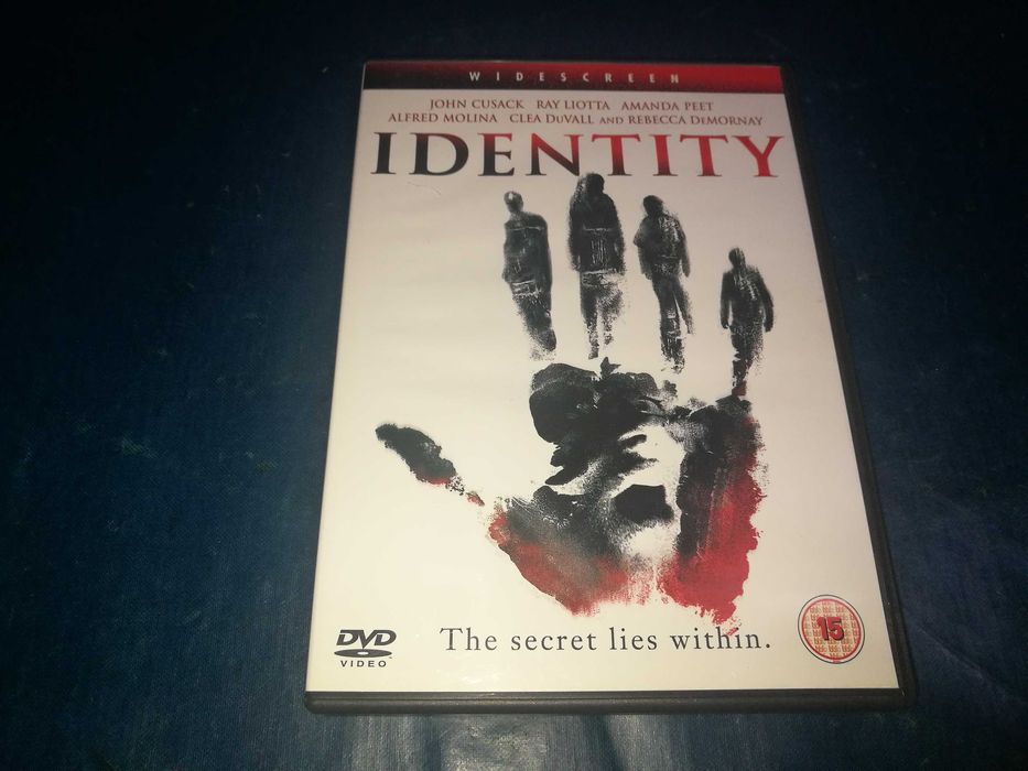 IDENTITY	DVD (legendagem em Inglês)