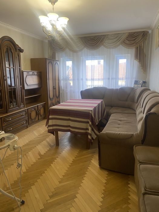 Продаж 2-х поверхового будинку с. Зимна Вода 190 м.кв.
