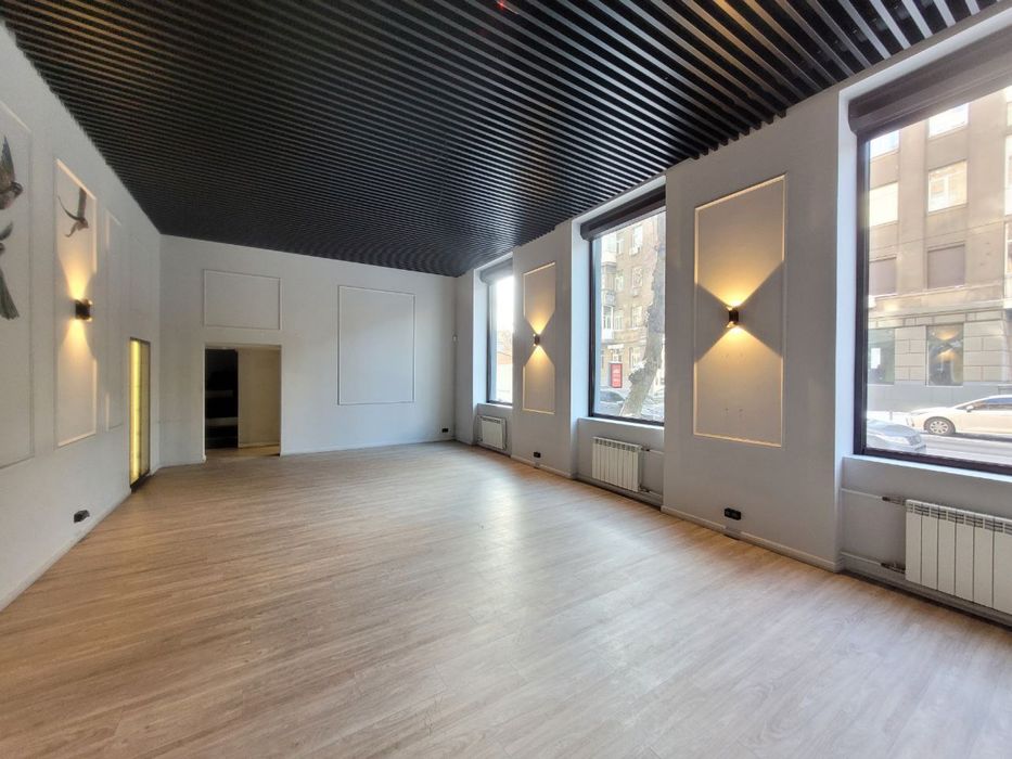 Аренда приміщення фасад 165м2 клініка стоматологія Липки Арсенальна